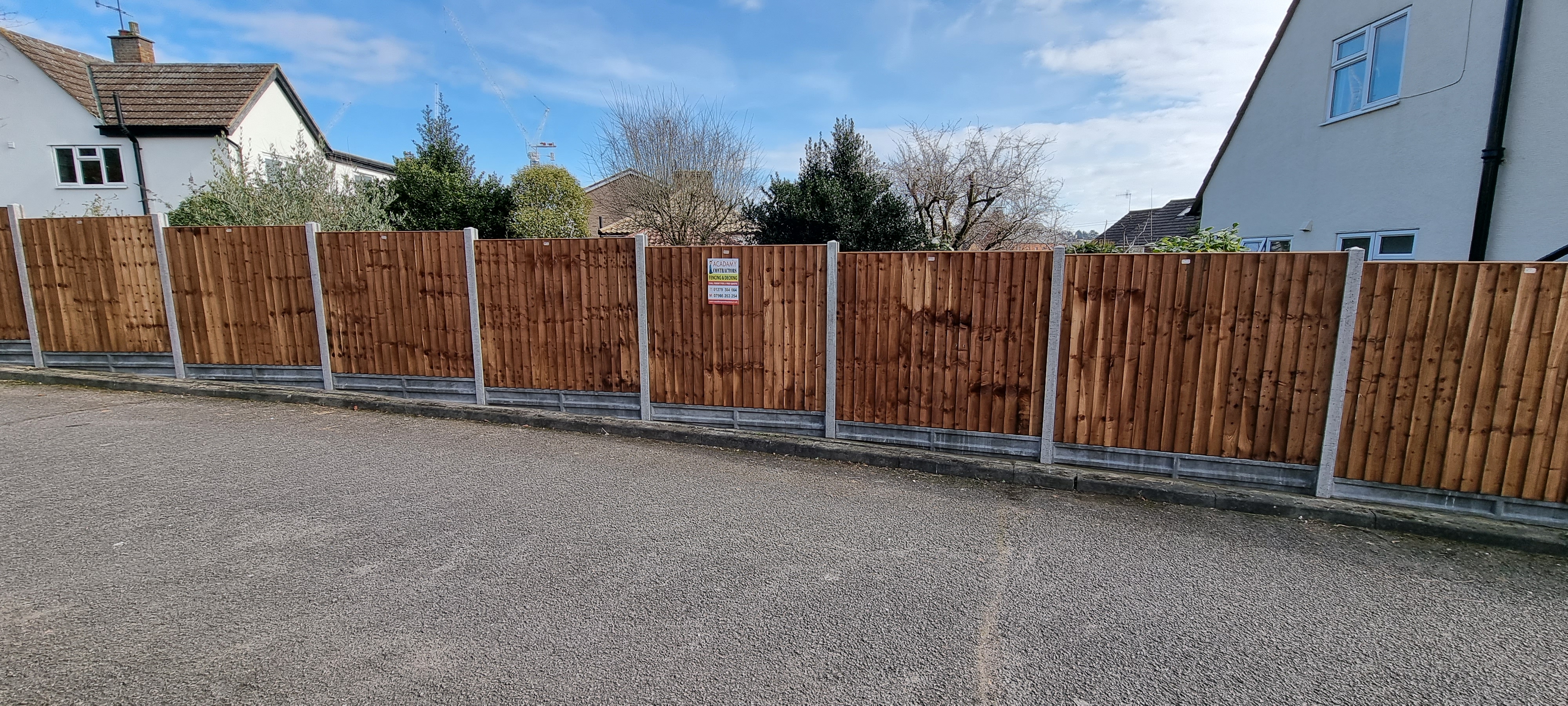 Closeboarded Panels With Concrete Gravel Boards